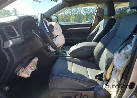 2016 Toyota Highlander Le Plus from USA, damaged, VIN 5TDBKRFH0GS248180